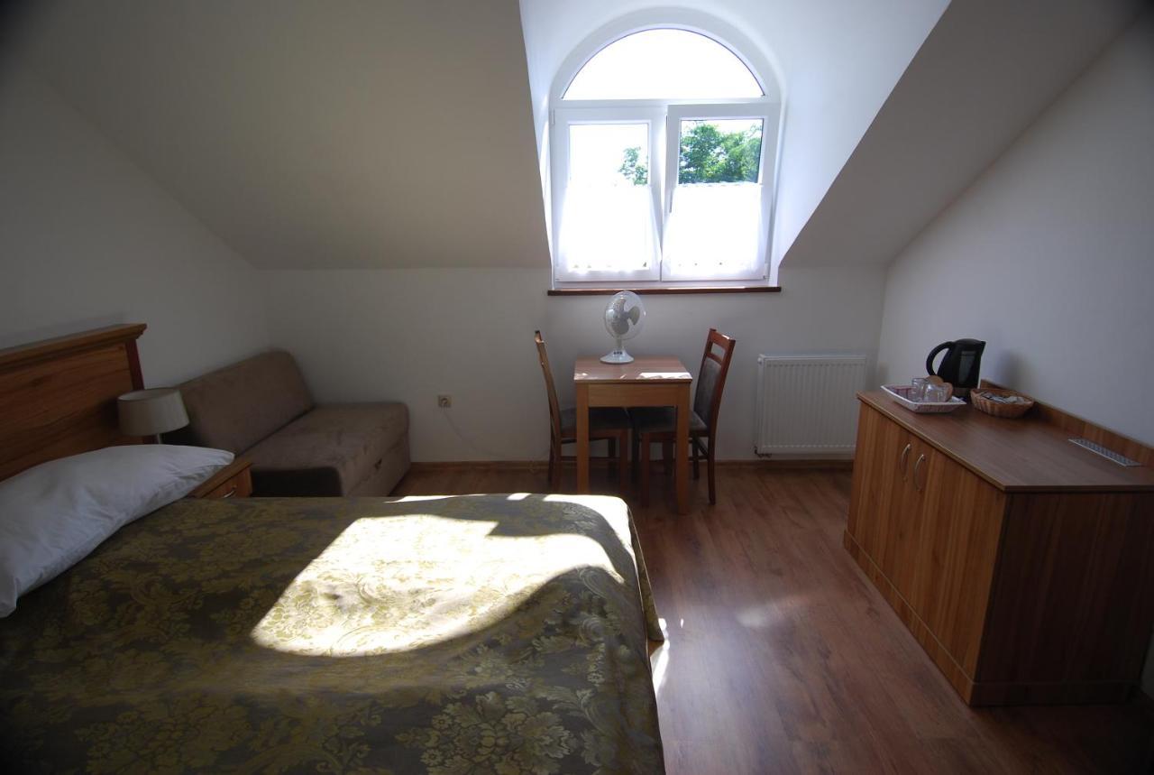 Ivanek Guest House Zvíkovské Podhradí 외부 사진