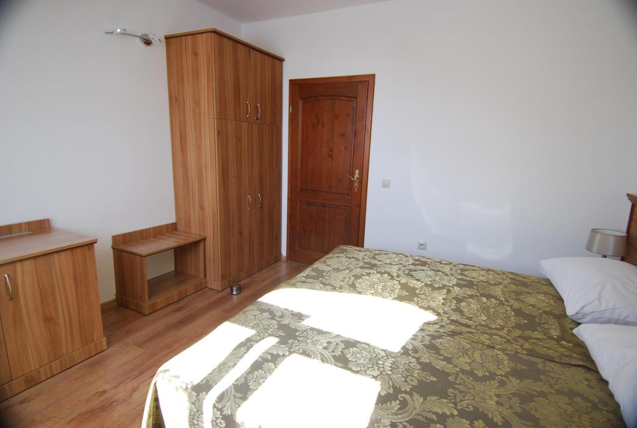 Ivanek Guest House Zvíkovské Podhradí 외부 사진