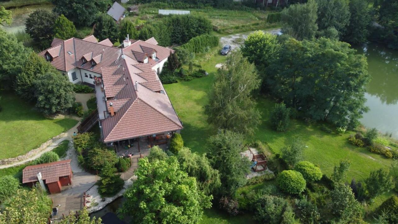 Ivanek Guest House Zvíkovské Podhradí 외부 사진