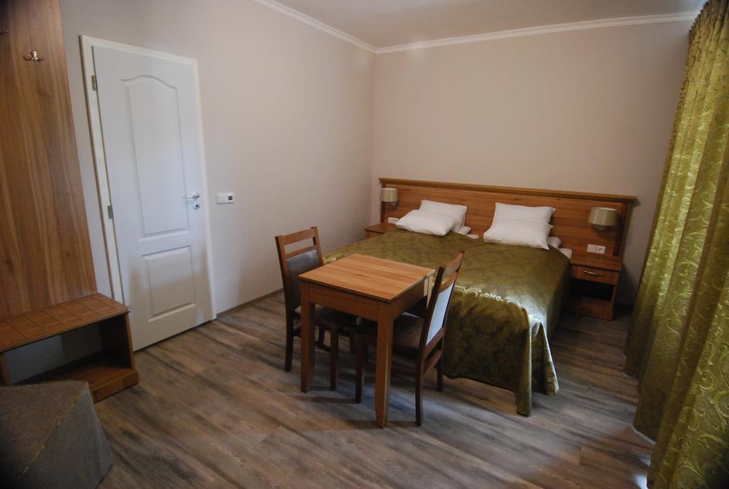 Ivanek Guest House Zvíkovské Podhradí 외부 사진